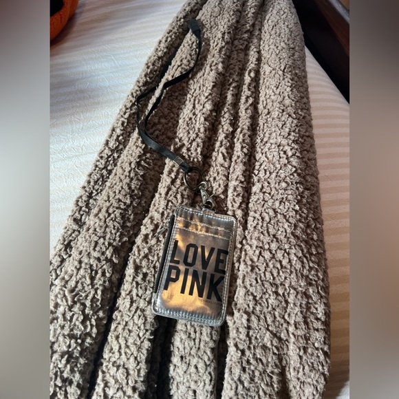 RARE COLLECTOR’S ITEM | Victoria Secret’s Silver Card Holder Lanyard - Picture 1 of 5